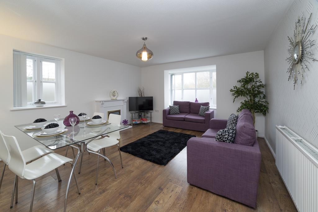 לונדון Quiet Riverside Apartment מראה חיצוני תמונה
